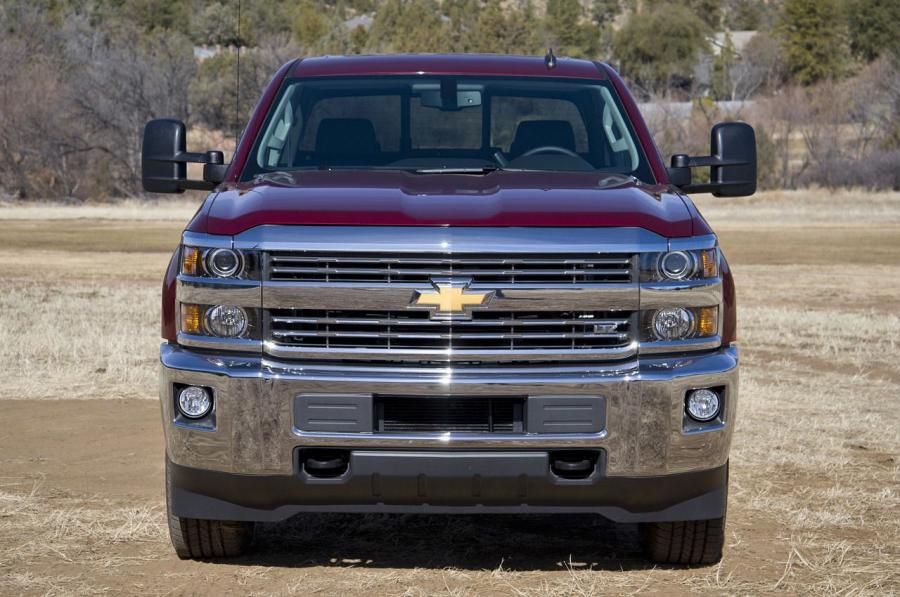  Chevrolet Silverado 2500 HD 2015 года  (фото 32 из 36)